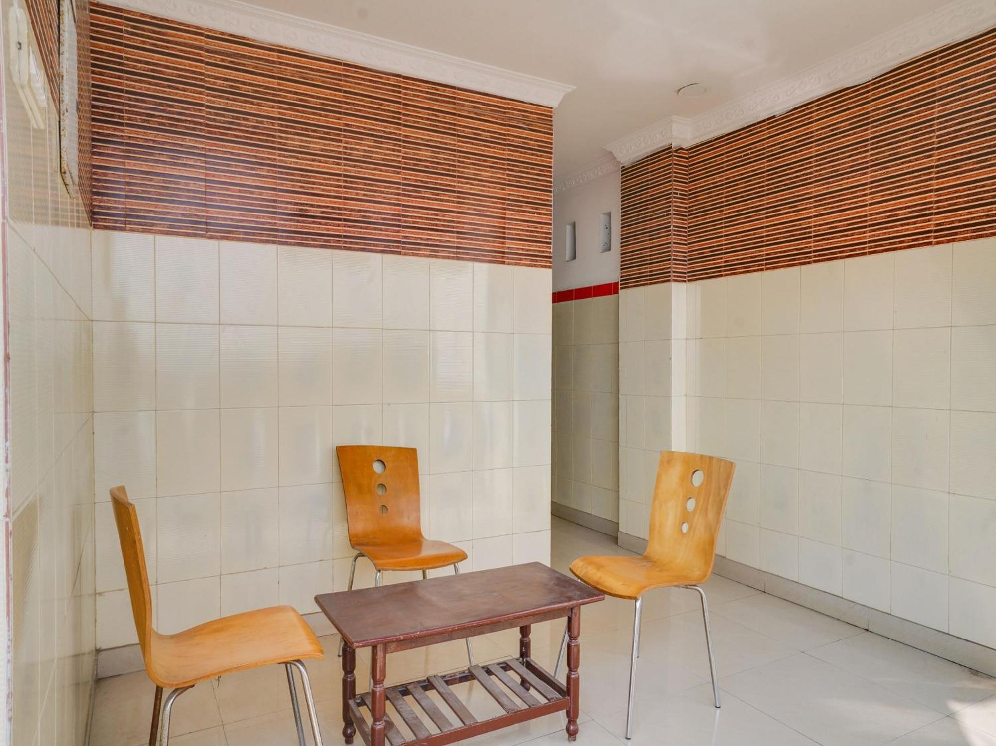 Hotel O Siro Inn Shamshabad Luaran gambar
